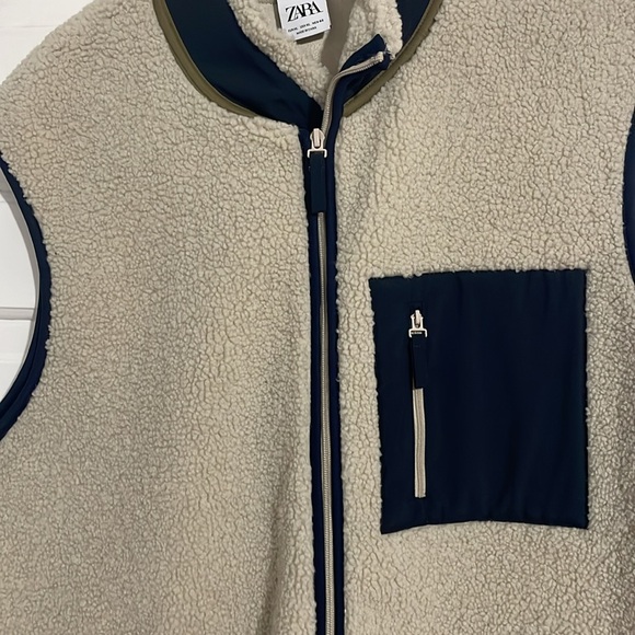 Zara Sherpa Colorblock Vest - Picture 2 of 2